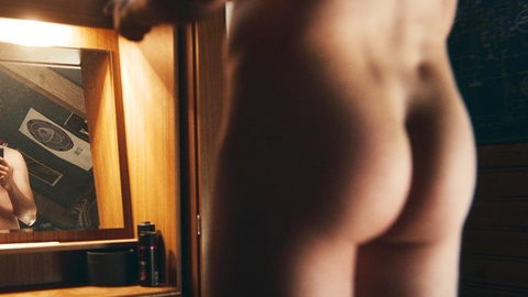 Otis Milburn from Sex Education Naked. Butt, Shirtless, bathroom, boxers. 186191