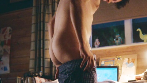 Asa Butterfield Nude as Otis Milburn. Butt, Shirtless, Underwear, bedroom, boxers. 186188