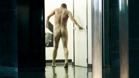Matt Lauria Naked as Guy / John Deakins. Butt, barefoot, hallway. 96747