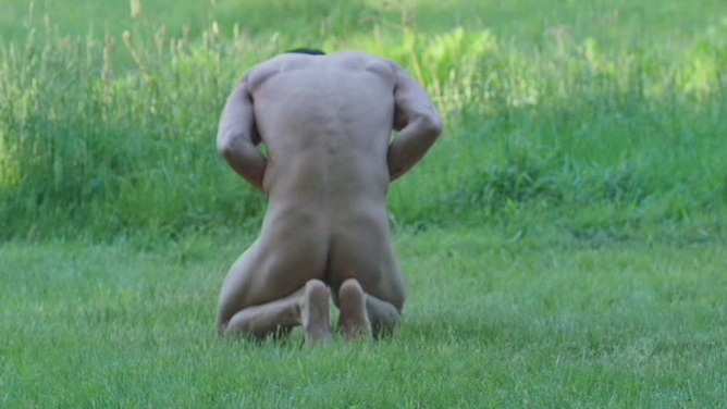 Steven Strait Naked as Henry. Butt, Shirtless, field, grass. 104385
