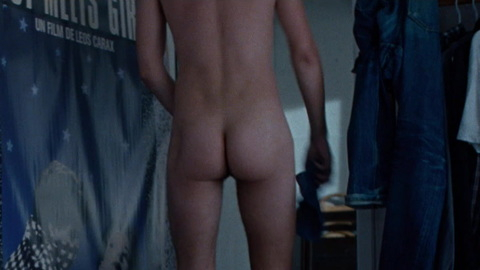 Vincent Lacoste Naked as Arthur Prigent. Butt, barefoot, bedroom. 105309