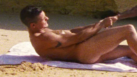 Nudes of Diamantino Matamouros from Diamantino. Butt, abs, barefoot. 118668