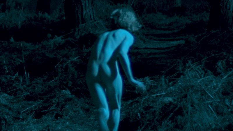 Nudes of Dante Gunnarsson from The Stranger. Butt, barefoot, blue. 123390