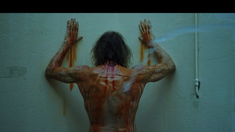 Gary Green Nude as Barry. Butt, against wall, bllody. 153440
