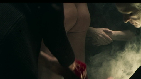 Cardenal Petruccelli from 30 Coins Naked. Butt, being bathed, blood. 148655