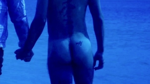Dog / Sorveteiro from Dry Wind Naked. Butt, Gay, barefoot, beard. 151529