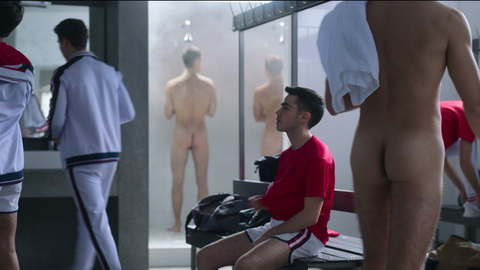 Manu Ríos Nude in Elite. Butt, Shirtless, bathroom, changing clothes. 180310