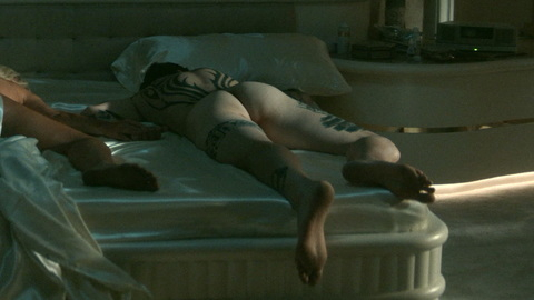 Nudes of Tommy Lee from Pam & Tommy. Butt, Shirtless, barefoot, bedroom. 169818
