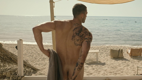 Simone Susinna Naked as Nacho. Butt, beach, cfnm. 174333