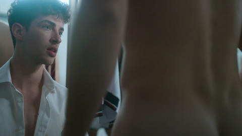 André Lamoglia Naked as Iván Carvalho. Butt, locker room, plumbers butt. 173031