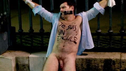 Christophe Paou Naked as Stéphane Lemarchand, le ministre. Balls, Penis, Shirtless, gagged, hairy chest. 174291