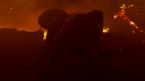 Claes Bang Naked as Fjölnir The Brotherless. Butt, Shirtless, barefoot, bloody. 175893