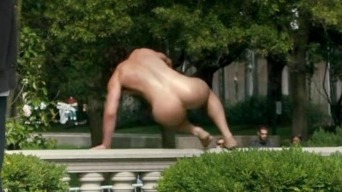 Nudes of Henry DeTamble from The Time Traveler's Wife. Butt, barefoot, day time. 176562