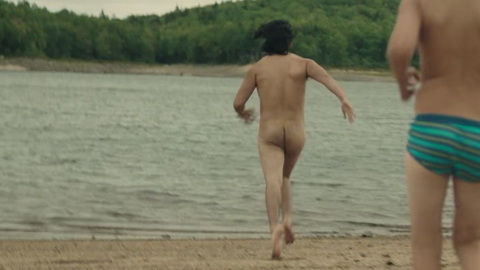 Joshua Odjick Nude in Wildhood. Butt, Shirtless, barefoot, beach. 178168