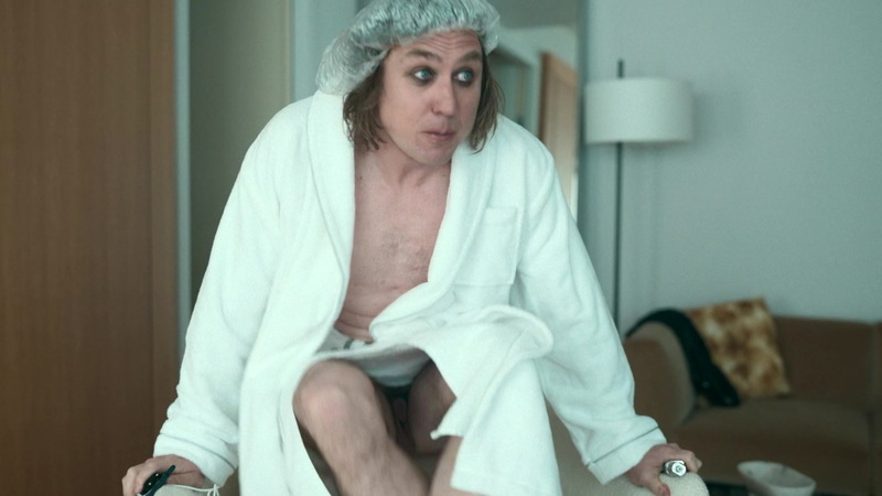 Lars Eidinger Naked in Irma Vep. Balls, Penis, eye liner, mascara. 178453