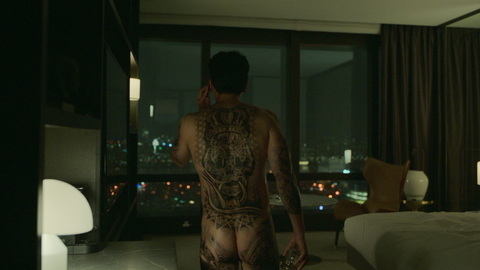 Kim Sung-oh Naked in A Model Family. Butt, Shirtless, bedroom, nude debut. 178909