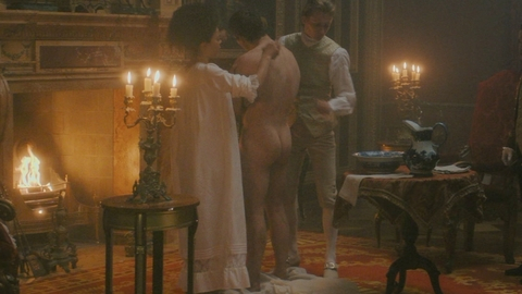 Corey Mylchreest Nude in Queen Charlotte: A Bridgerton Story. Butt, Shirtless. 183754