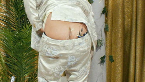 Eric André Nude in The Eric Andre Show. Butt, desk, pants down. 184468