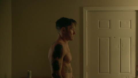 Joel Edgerton Naked in Master Gardener. Butt, Shirtless, muscular, taking off clothes. 184351