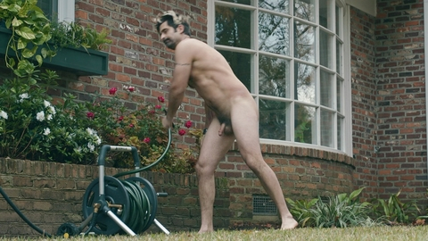 Stephen Schneider Nude as Stephen Downes. Penis, Shirtless, Balls, outside, waterhose. 185018