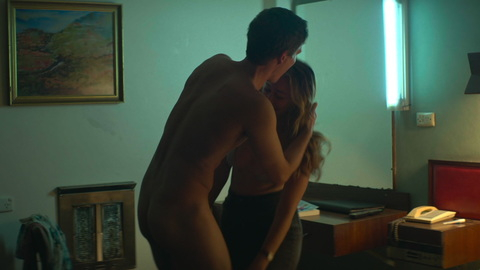 Xavier Samuel Nude as Moss. Butt, Shirtless, Straight, back towards camera, bedroom. 185558
