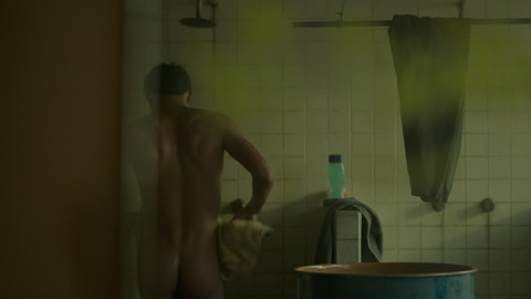 Roberto Aguilar Nude in I Love You, and It Hurts. Butt, Shirtless, drying off, shower. 185746