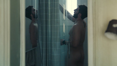 Quim Gutiérrez Naked in Burning Body. Butt, Shirtless, bathroom, shower. 185929