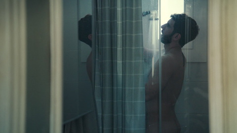 Quim Gutiérrez Nude in Burning Body. Butt, Shirtless, bathroom, shower. 185926