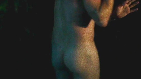 Leonardo Sbaraglia Naked in Wandering Heart. Butt, Shirtless, brown hair, dancing. 186283