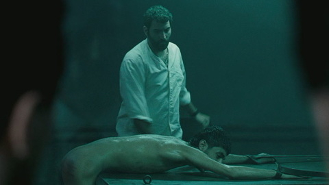 Ali El Khalil Naked in Body of Lies. Butt, Shirtless, sweaty, tied up. 186385