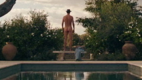 Clive Owen Nude as Samuel 'Sam' Spade. Body Double, Butt, hat, long shot. 189062