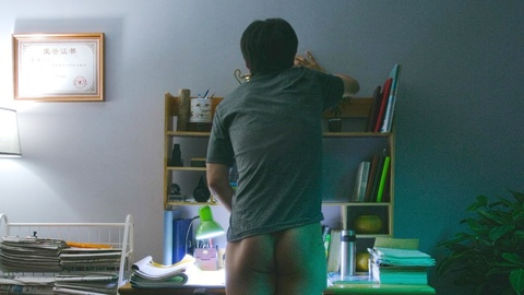 Xiao Fang from White River Naked. Butt, asian, black hair. 188657