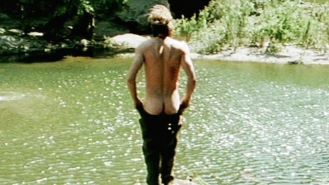 Vincent Cassel Naked in Renegade. Butt, Shirtless, daytime, nude. 189703
