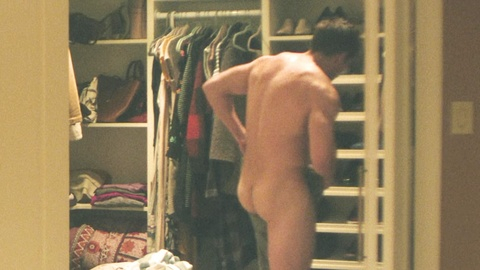 Jake Gyllenhaal Nude as Rozat 'Rusty' Sabich. Butt, Shirtless, barefoot, bedroom. 192014