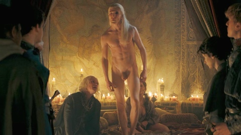 Ewan Mitchell Naked in House of the Dragon. Balls, Penis, Shirtless, blonde, full frontal. 191827