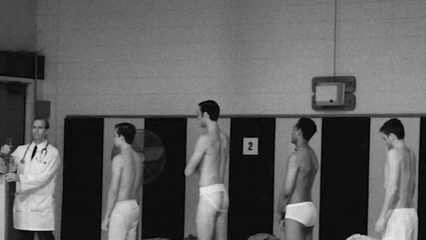 Jacob Elordi Naked in Oh, Canada. Butt, black and white, gymnasium. 195217