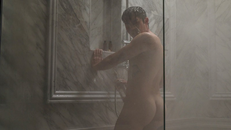 Henry Golding Naked in Another Simple Favor. Butt, fog, nude. 196429