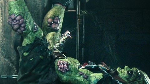 Peter Dinklage Nude as Winston / Toxie, the Hero. Body Double, Penis, Prosthetic, legs in air, monster. 199448