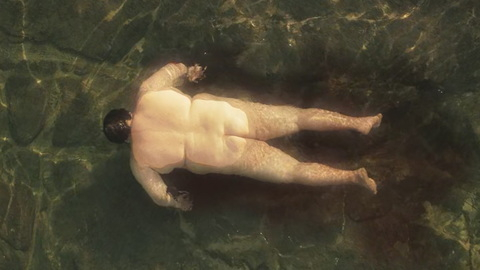 Fábio de Luca Nude as Tenorio Madeiera. Butt, floating, in water. 200222