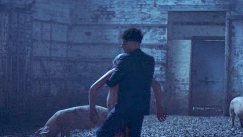 Thomas Arnold Nude in Peaky Blinders: The Immortal Man. Butt, dead body, grey hair. 201106