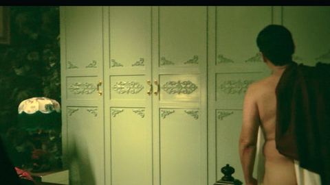 Frank Kjosås Naked in Detective Hole. Butt, bedroom, covered by sheet. 201211
