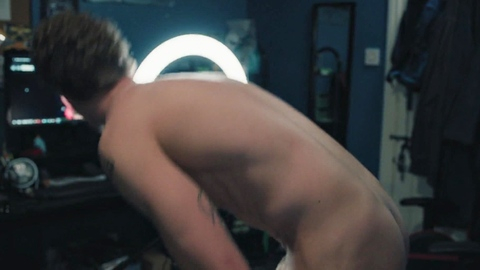 Nudes of Saul Goss from Tip Toe. Butt, Shirtless, nude, nudecomer. 202134