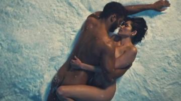 Hot Bodies in Cold Snow! Fetish Balls Butt 321