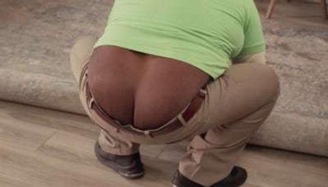 Reality Cheek: Buttcrack, Plumber's Butt, Coin Slot! Fetish Almost Nude Buttcracks 873