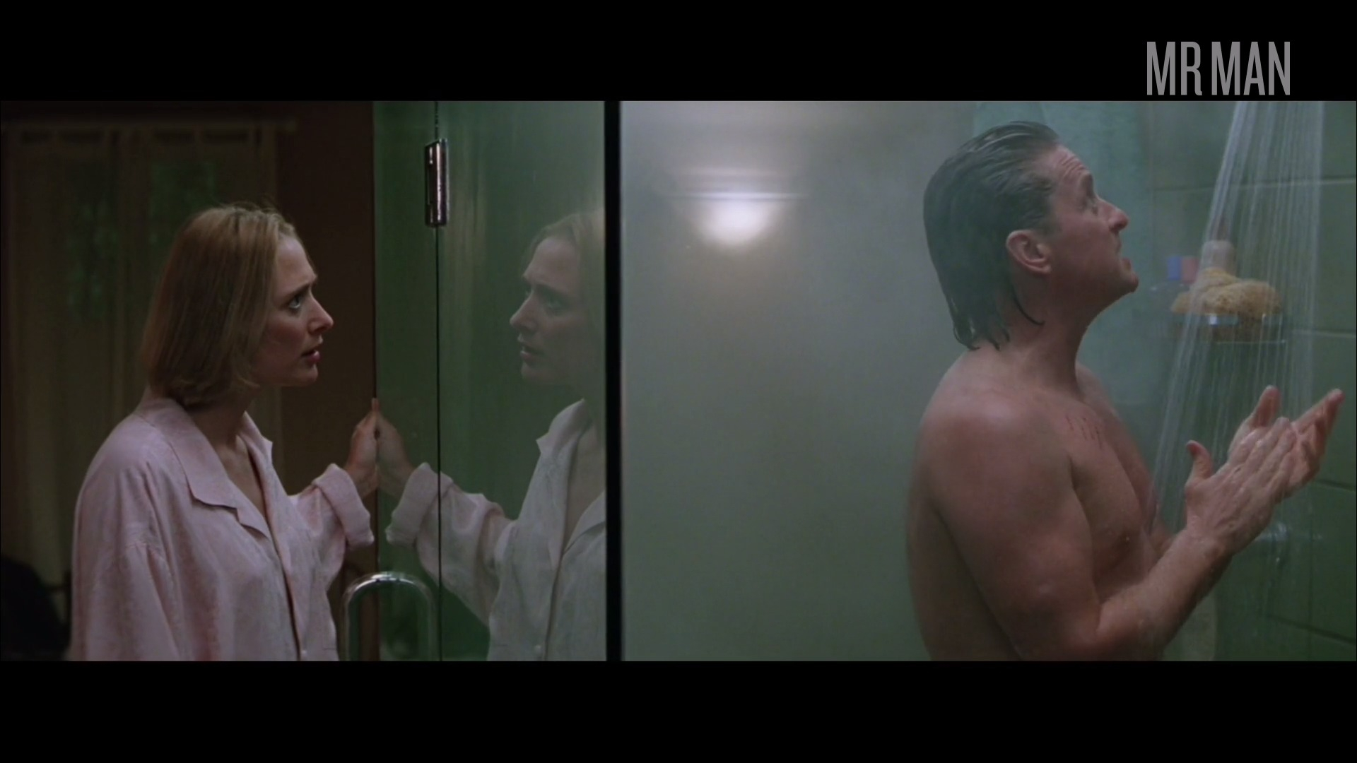 Michael Douglas in Disclosure (1994) Shirtless Shirtless 29937