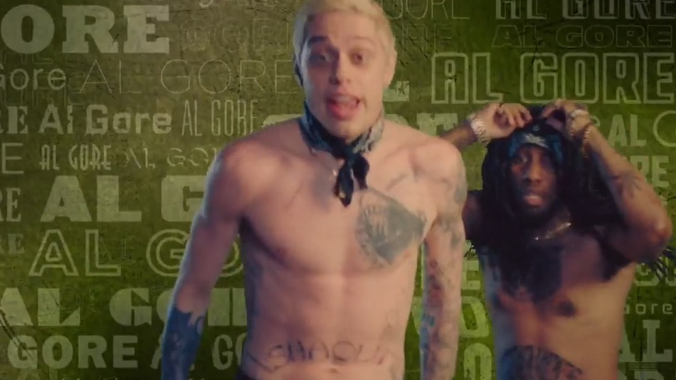 Hottest Pete Davidson Scene in Saturday Night Live. Shirtless, gay, sexy. 26558