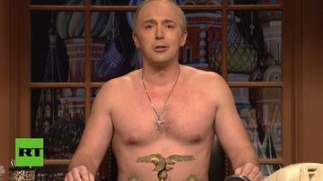 Beck Bennett in Saturday Night Live (1975) Shirtless Bulge Butt 18118