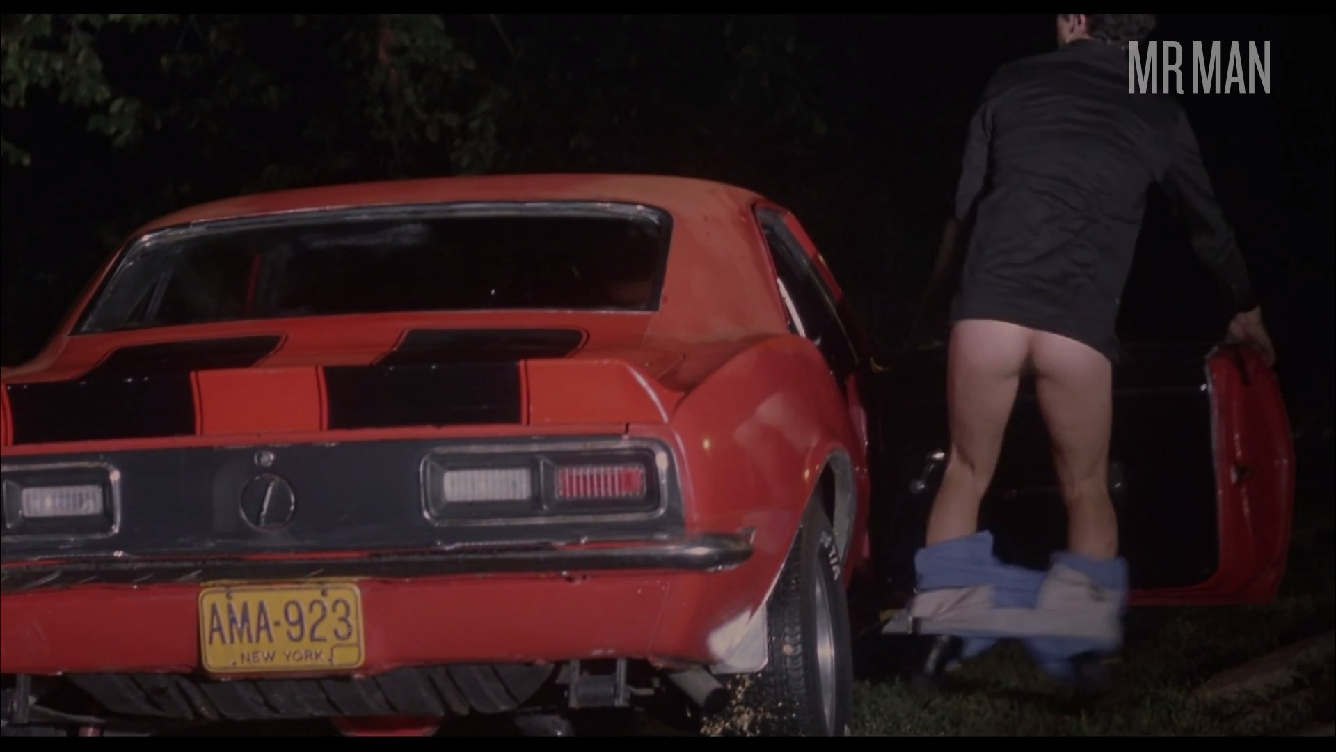 John Leguizamo Nude as Vinny. Butt, Sexy, Straight, bulge, shirtless. 4862