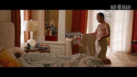 Paul Rudd Naked in This Is 40. Butt, Shirtless, Straight, bathing suit, sexy. 115