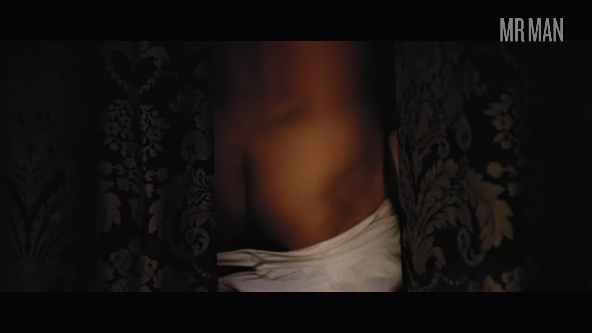 Til Schweiger Nude as Monty. Butt, Shirtless, Straight, Underwear. 3728